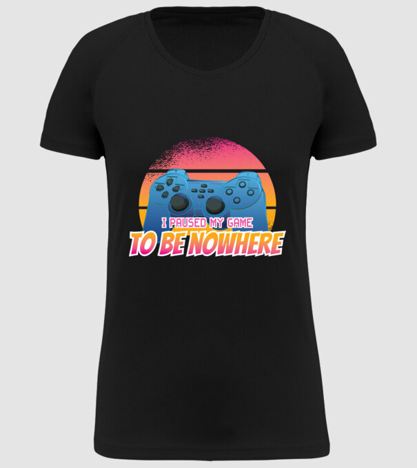 I paused my game to be nowhere model negru pe tricou