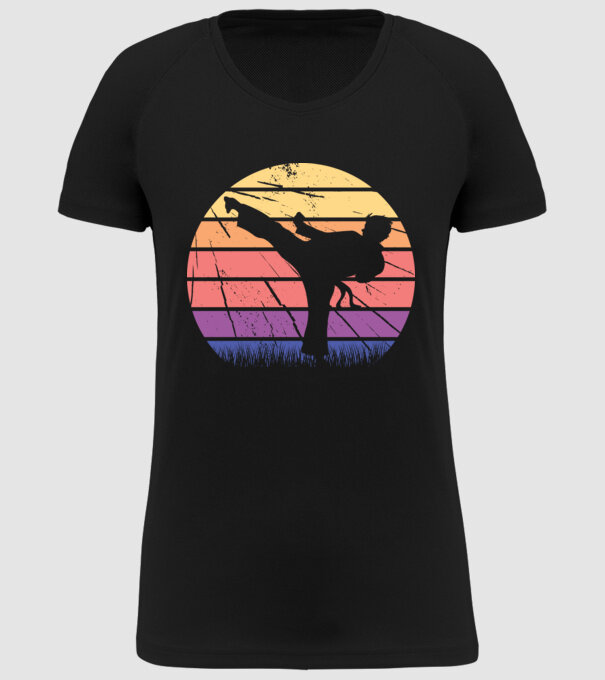 Karate Retro model negru pe tricou