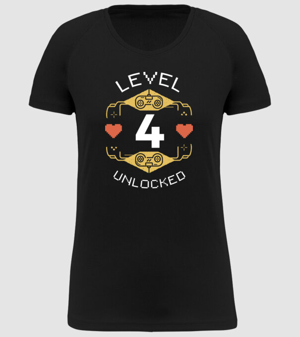 Level 4 Unlocked Gamer Birthday model negru pe tricou