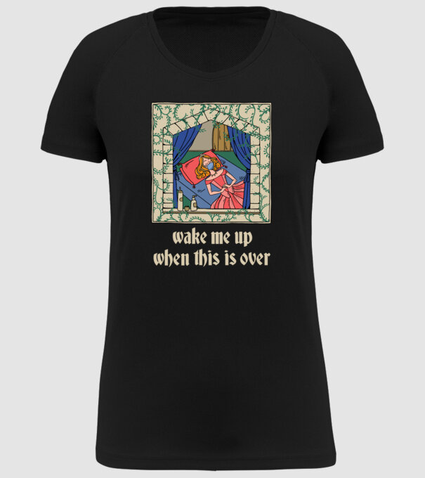 Prințesă de basm cu mască model negru pe tricou