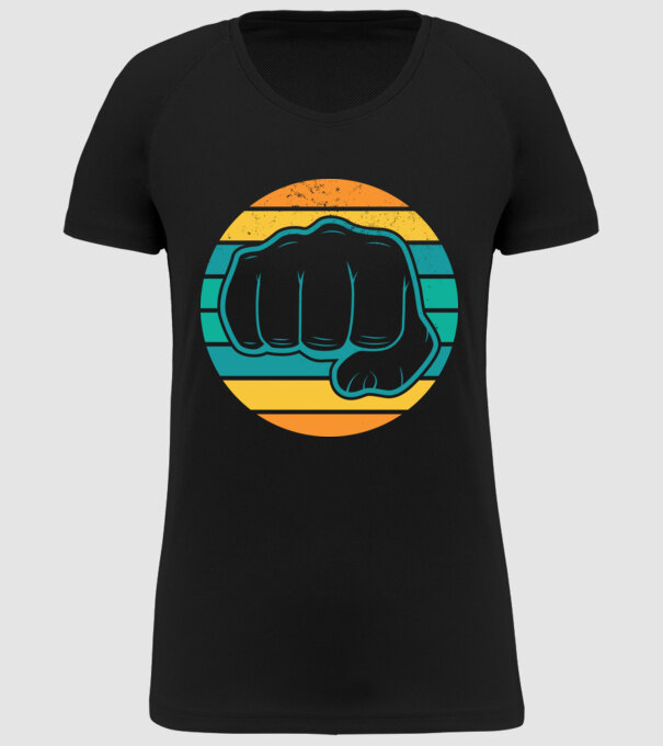 Pumn Retro model negru pe tricou
