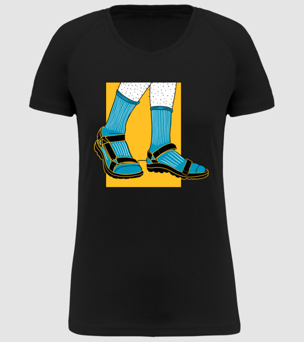 Sandale cu șosete model negru pe tricou