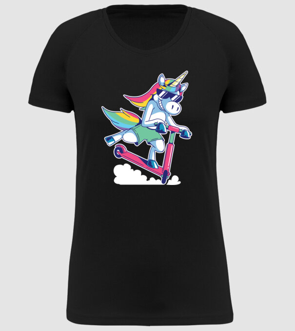 Unicorn cu trotinetă tricou amuzant model negru pe tricou