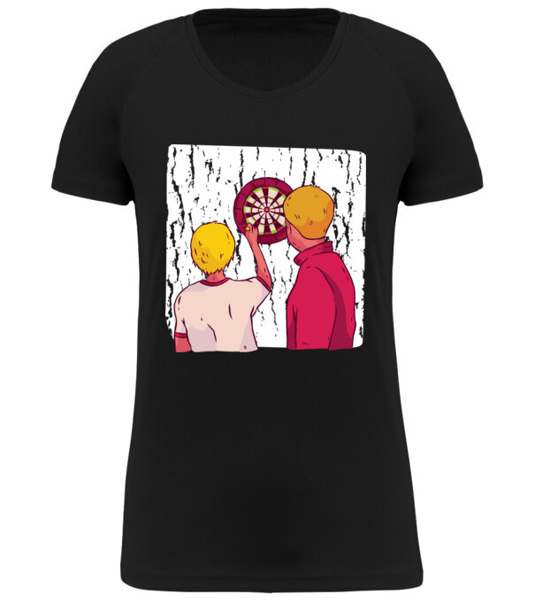  model  pe tricou