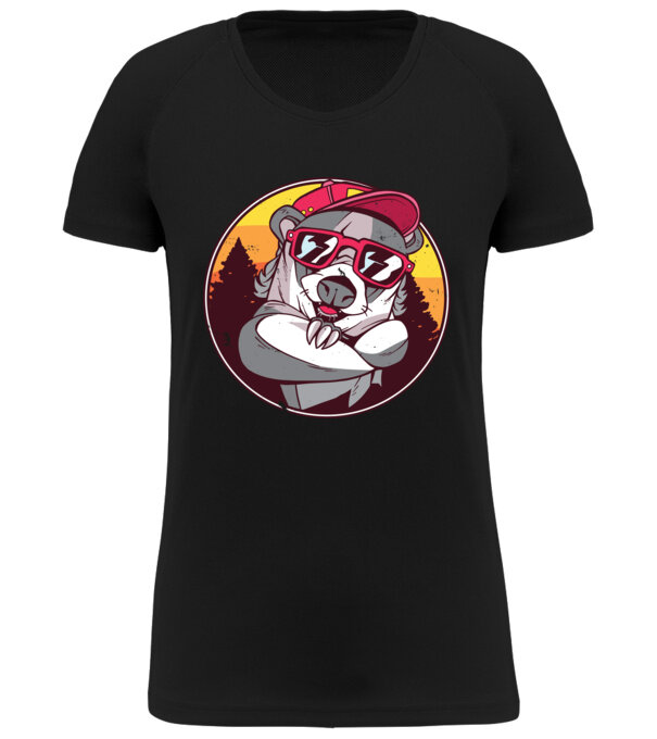  model  pe tricou