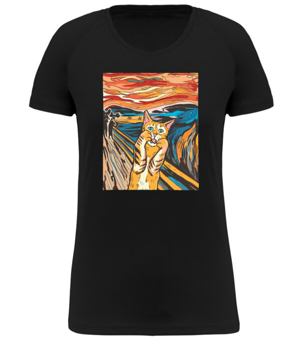  model  pe tricou