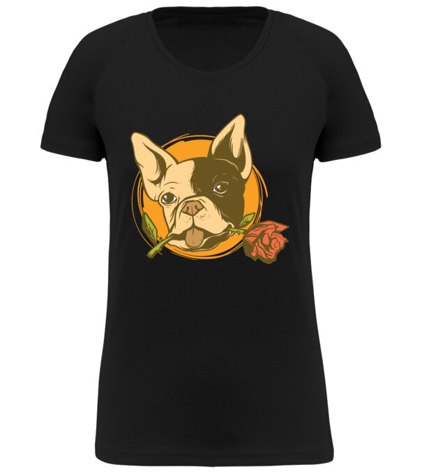  model  pe tricou