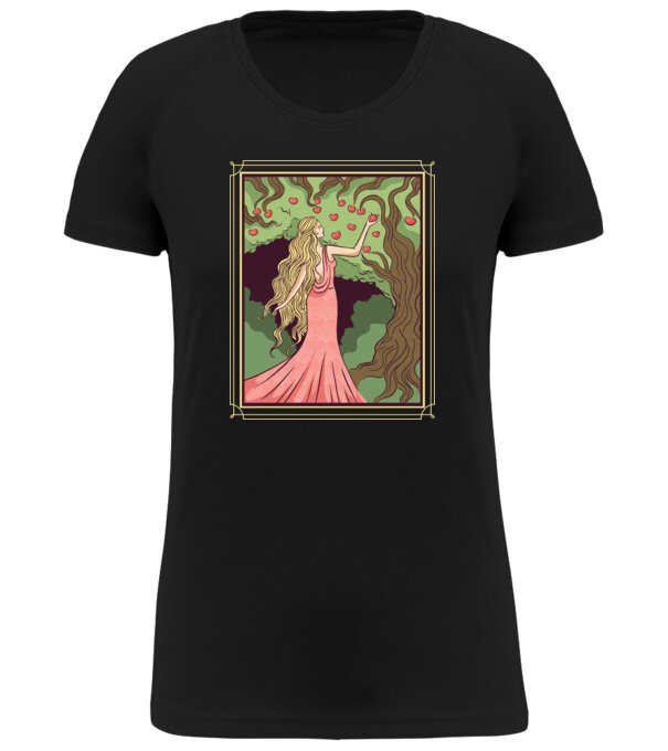  model  pe tricou