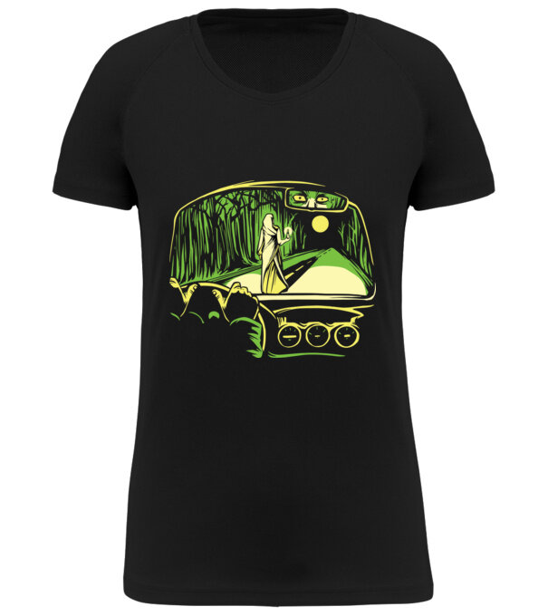  model  pe tricou