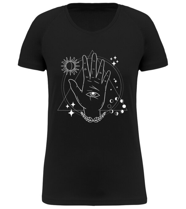  model  pe tricou