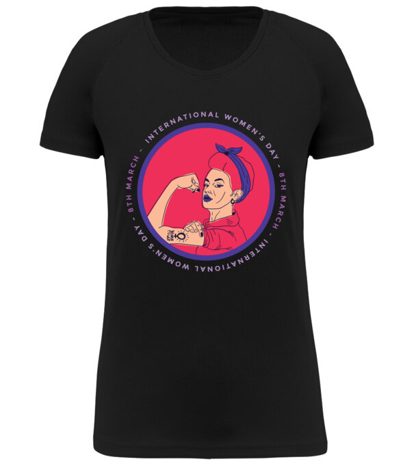  model  pe tricou