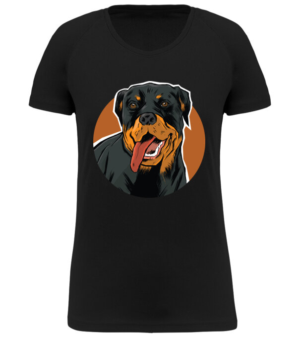  model  pe tricou