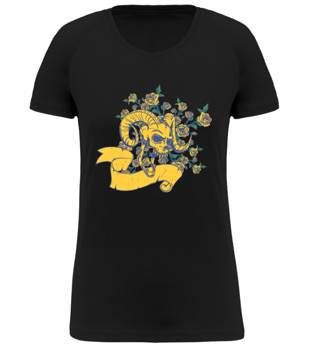  model  pe tricou