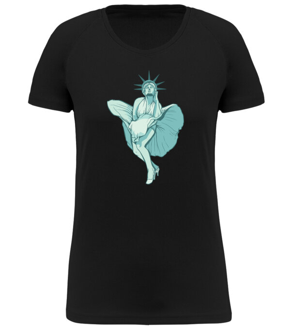  model  pe tricou