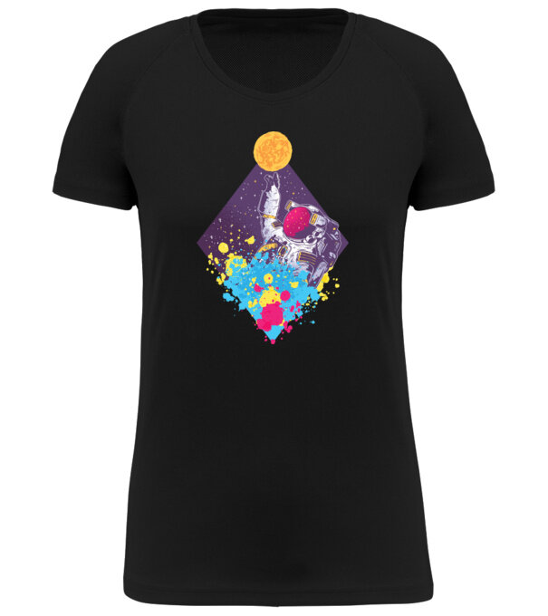  model  pe tricou