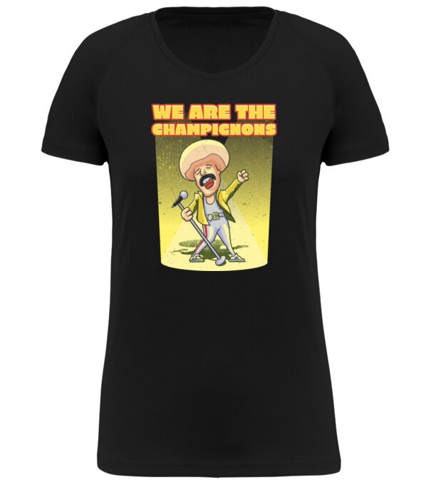  model  pe tricou