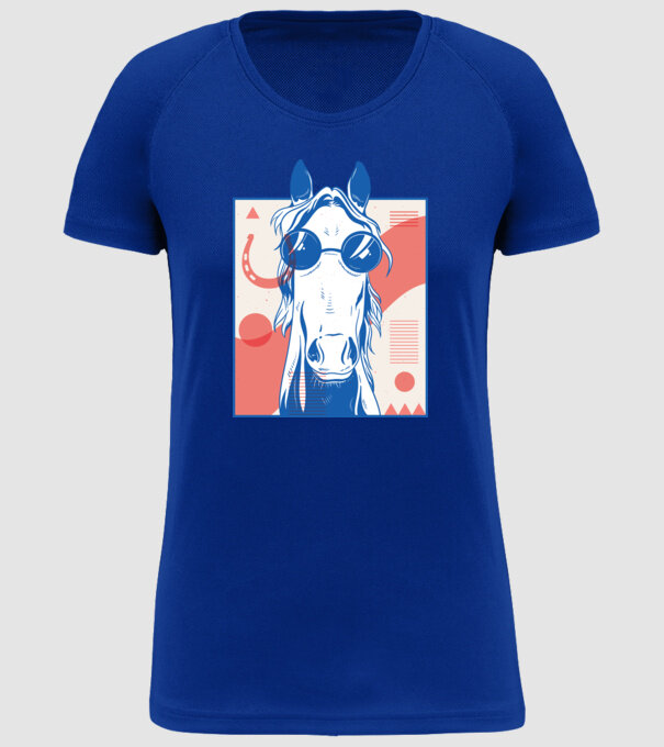 Cal Hippy model albastru regal pe tricou