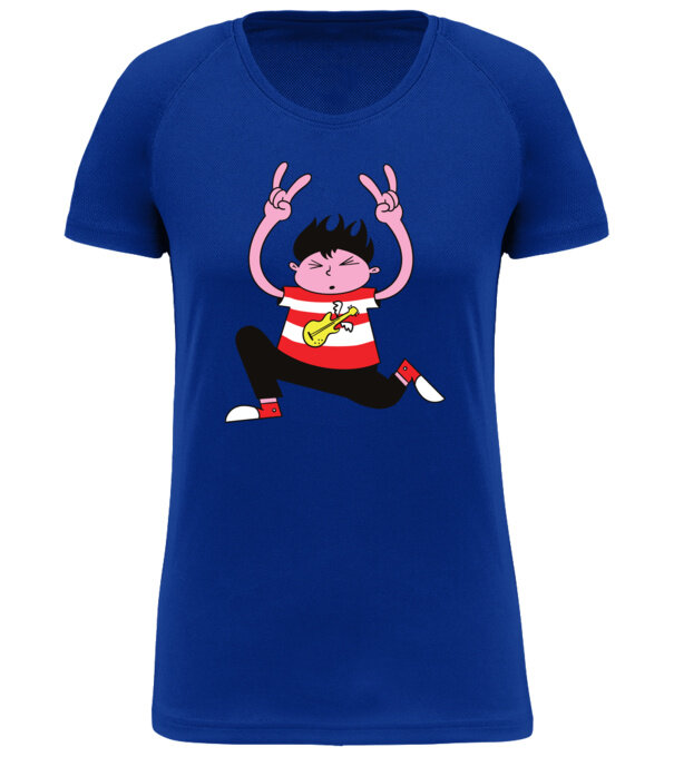  model  pe tricou