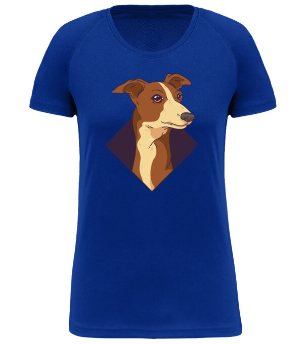  model  pe tricou