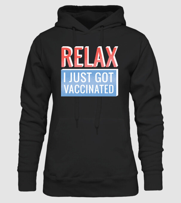 Fii calm, sunt vaccinat model negru pe tricou