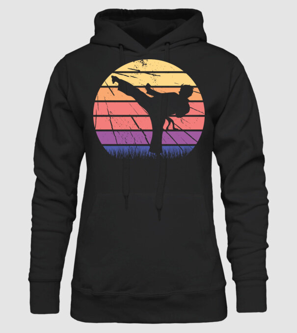 Karate Retro model negru pe tricou