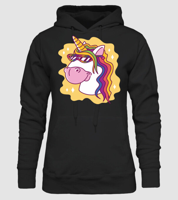 Cap de unicorn model negru pe tricou