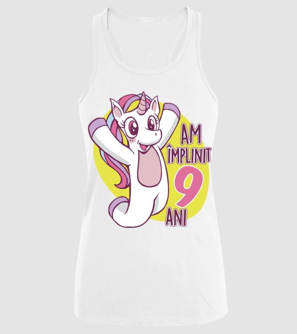 Am împlinit 9 ani model alb pe tricou