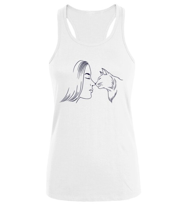  model  pe tricou