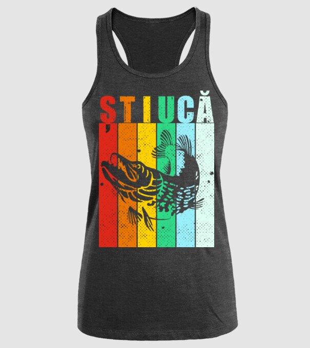 știucă model negru pe tricou