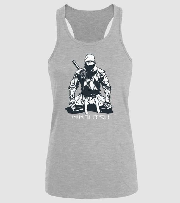Ninja model gri pe tricou