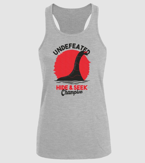 Undefeated Hide & Seek Champion model gri pe tricou