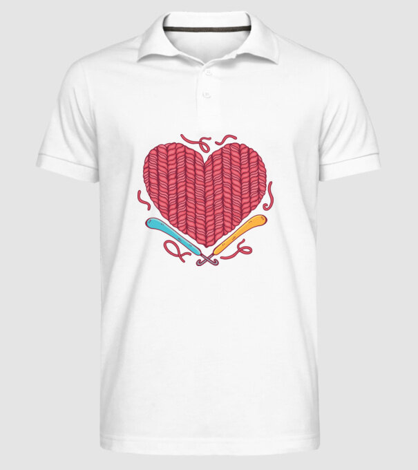 Croșetat inimă model alb pe tricou