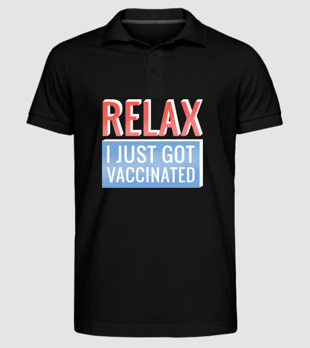 Fii calm, sunt vaccinat model negru pe tricou