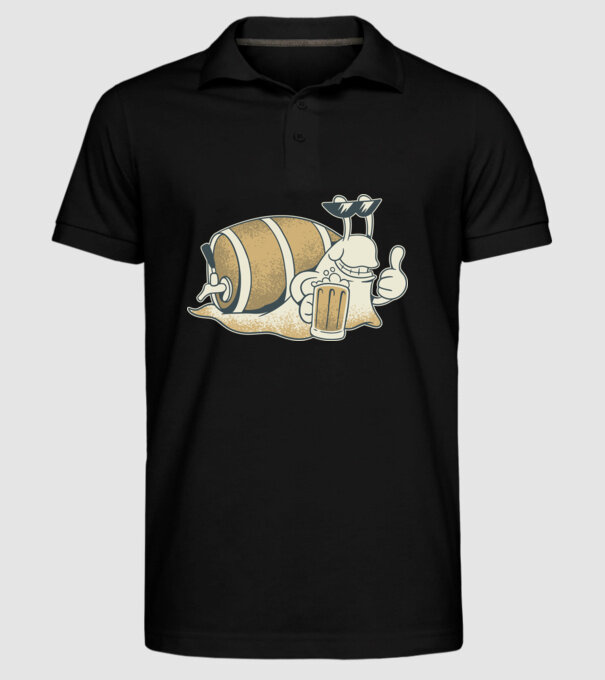 Melc cu bere model negru pe tricou