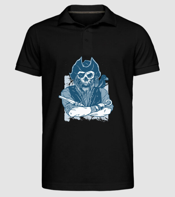 Pirat model negru pe tricou