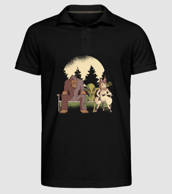 Creaturi mitice model negru pe tricou