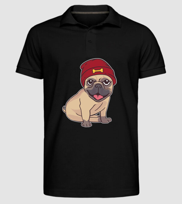 Mops cu șapcă model negru pe tricou