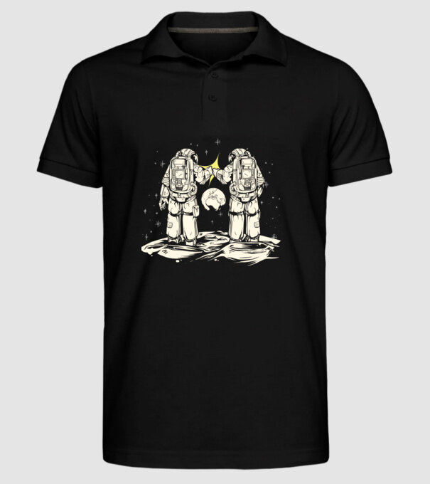 Prieteni Astronaut model negru pe tricou