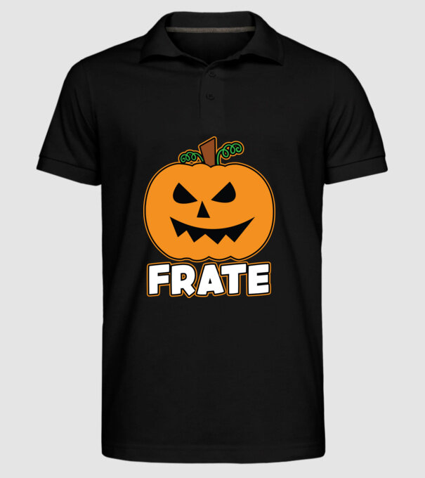 frate model negru pe tricou