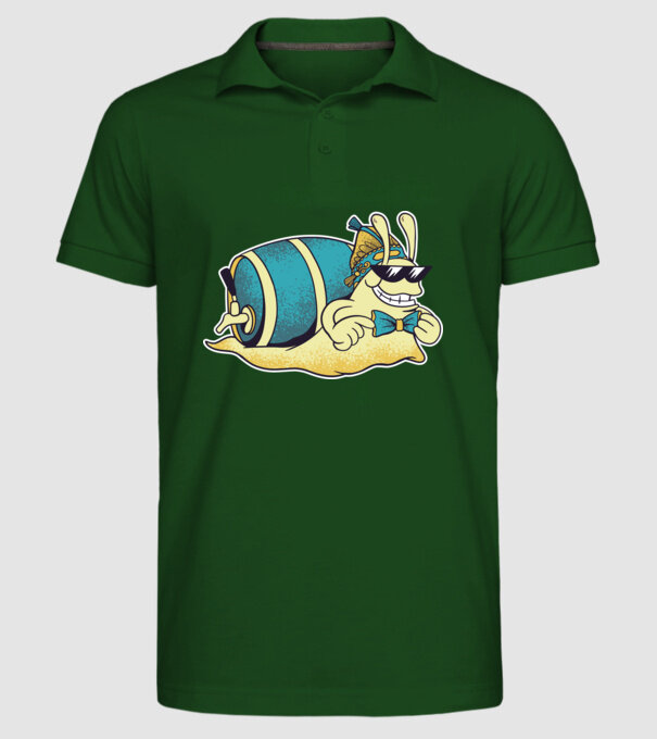 Melc model verde închis pe tricou