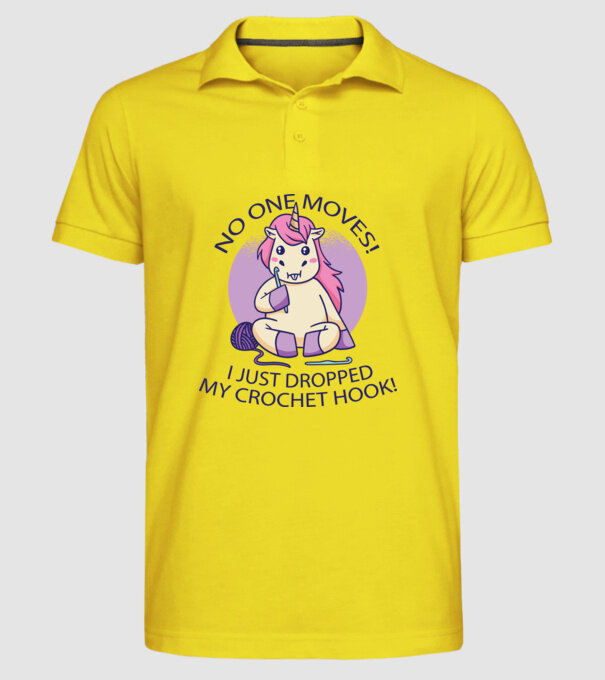 Nu mișcă nimeni, mi-a căzut acul de tricotat - Unicorn model galben pe tricou