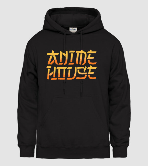 Anime House model negru pe tricou