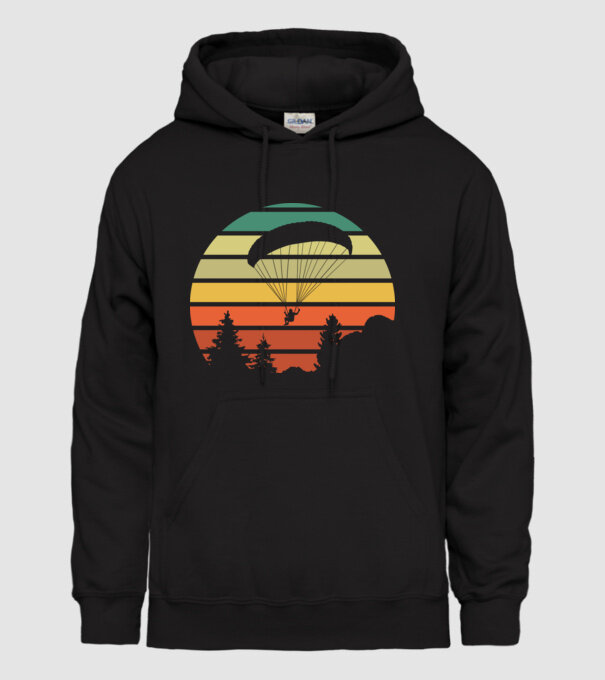 Parașutist model negru pe tricou