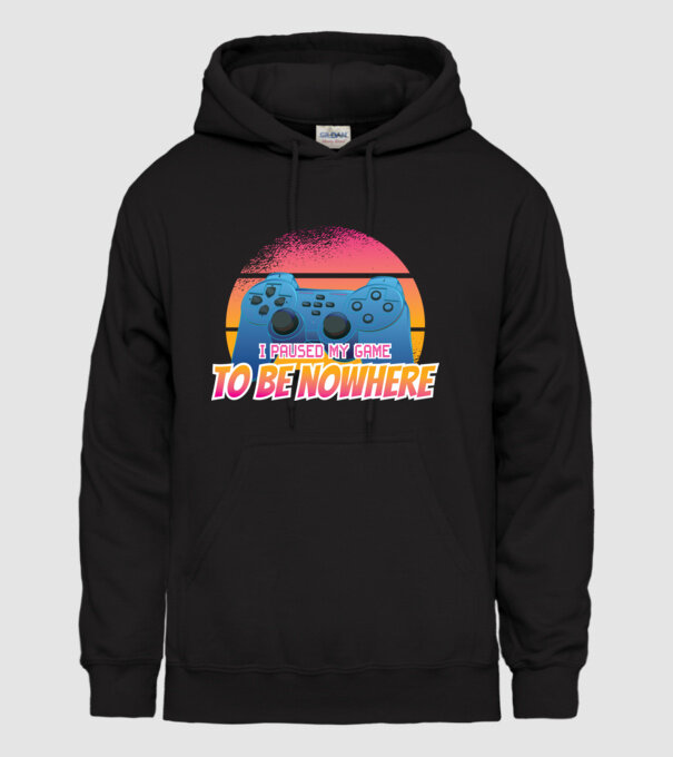 I paused my game to be nowhere model negru pe tricou