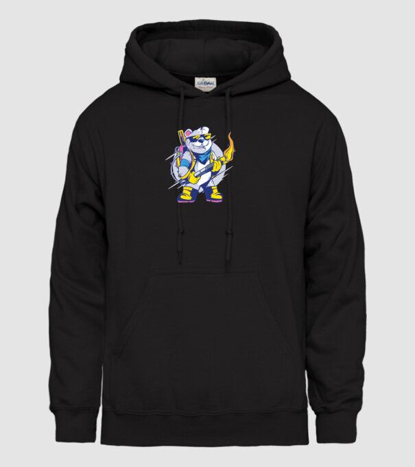 Urs cu aruncător de flăcări model negru pe tricou