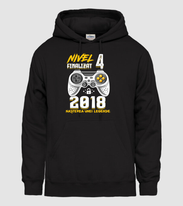 Nivel 4 finalizat. 2018 nașterea unei legende model negru pe tricou