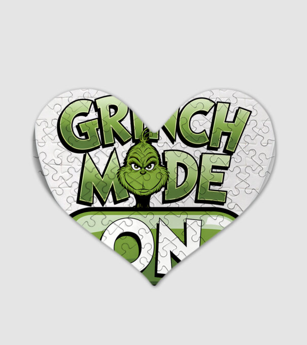 Grinch mode ON model alb pe tricou
