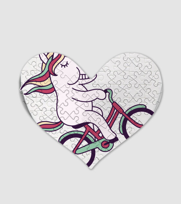 unicorn cu bicicletă model alb pe tricou