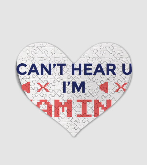 'Can''t hear U - I''m Gaming' model alb pe tricou