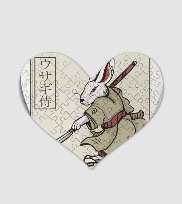 Iepure Samurai model alb pe tricou